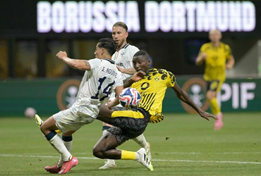 Dortmund vs Monterrey (08:00 – 02/07)